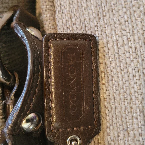 Coach bag beautiful. - Picture 3 of 8